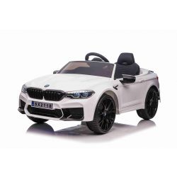 Elektrické autíčko BMW M5 24V, bílé, Měkké EVA kola, Motory: 2 x 24V, Kapacita baterií 24V, LED Světla, 2,4 GHz dálkové ovládání, MP3 Přehrávač, měkké PU sedátko, ORIGINÁL licence