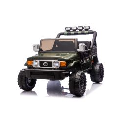Elektrické autíčko Toyota FJ Cruiser XXL s pohonom 4x4, licencované (Dvojmiestne), zelené, Prenosná lítiová batéria, Vysoký podvozok, Dve sedadlá, Odpružená zadná náprava, 2,4 GHz Diaľkový ovládač, MP3 prehrávač s Bluetoothom, LED svetlá