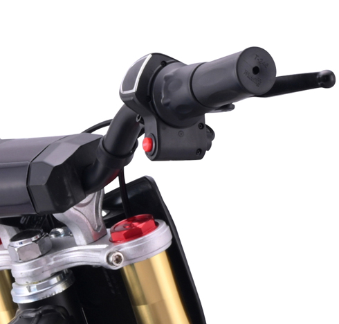 Regulátor rychlosti s posílenou vidlicí a řidítek