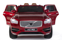 Hledáte autíčko pro dvě děti vhodné i do terénu? Elektrické autíčko Volvo XC90 Vám poskytne mnohem více.